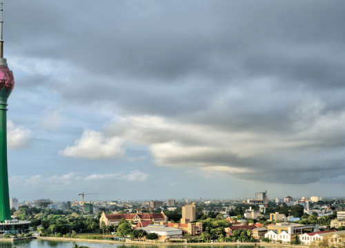 Bustling Capital Experience – Colombo